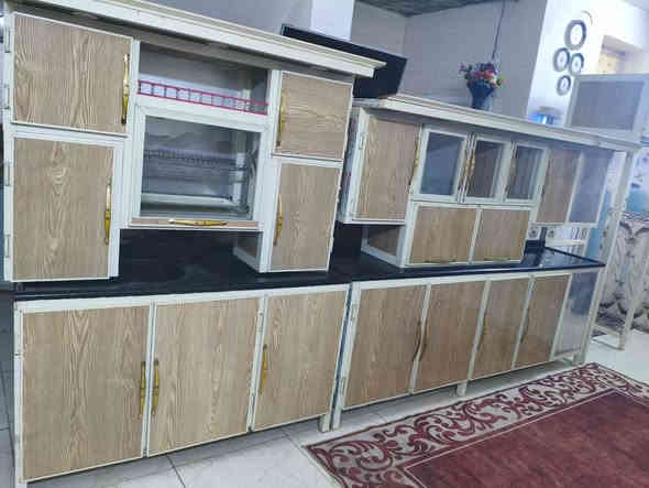 كاونتر تزكام كلش نظيف والسطح مرمر
قياس الكاونتر مترين ونص وسنك متر ونص
٥قطع
مكاني بغداد منطقة الرشاد الشراي يتواصل خاص ***********
