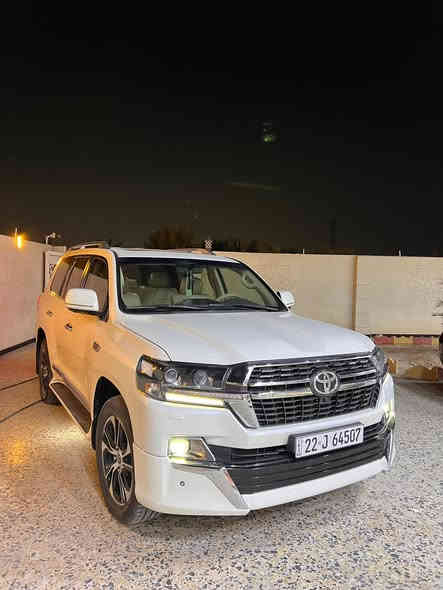 السلام عليكم 
لاندكروز 2018 ديزل 
السياره كفاله عامه من كلشي 
ماشيه 180كم 
داخل بيجي 
وبيها بعد هواي مواصفات 
سياره كاز
475$  
هـ***********
