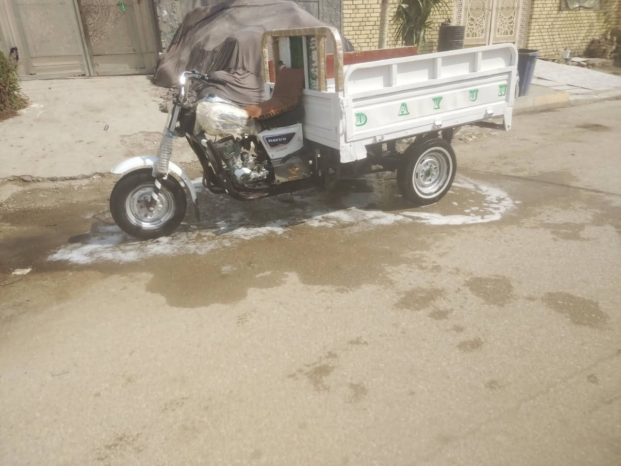 سلام عليكم ستوته للبيع موديل 18 وراق كامله محرك نضيف توير جداد جاهزه مكان ناصريه مركز شراي يتصل *********** سعر خاص
