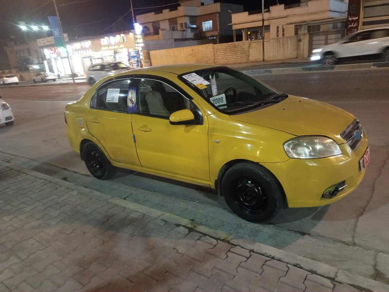 افيو 2007 رقم نينوى حمر قاصرين محرك وكير جدد بالنايلون الهيئه صفر ضرر ما بيها جوم كهرب كربون بنزين  سياره جاهزه مال رزق سياره مكانها الموصل *********** ومعارض ترهم سعر 35 يراد لها بعض الترتيبات لايت زينول
