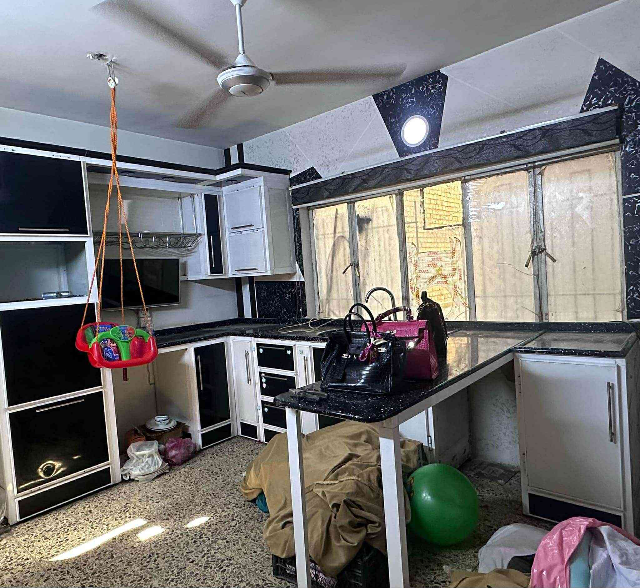 للبيع كاونتر الالمنيوم مع سنك مرمر صناعي
قليل الاستخدام ٤ اشهر  سعر ٨٠٠ وبي مجال
نظيف لا ضرر ولا كسر
عنوان بغداد شهداء البياع


**إذا كنت صاحب هذا الإعلان وتريد حذفه لأي سبب، رجاءا أرسل رسالة إلى الدعم الفني**