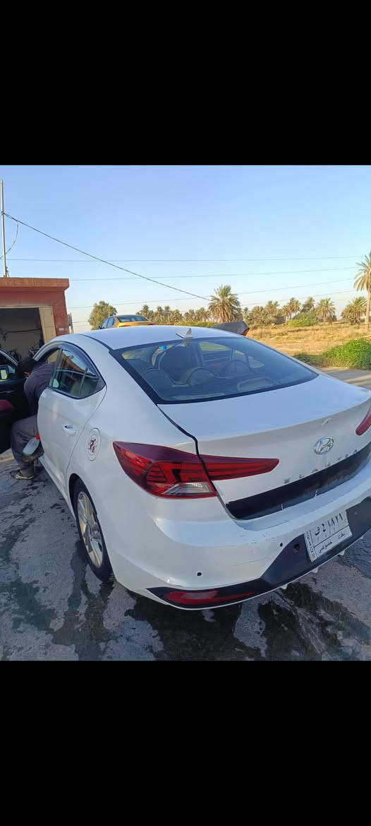 لانتره موديل 19 امريكي رقم بغداد بسمي بيه حزام صبغ  كير محرك حداديه خير من الله.   السعر 104 لاتصال ***********
