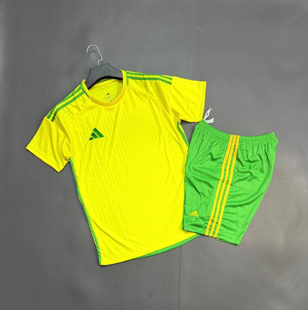 دريس وشورت درجه أولى الأصلي 
توفر ب16 لون 
للحجز والاستفسار مراسلة الصفحه


**إذا كنت صاحب هذا الإعلان وتريد حذفه لأي سبب، رجاءا أرسل رسالة إلى الدعم الفني**