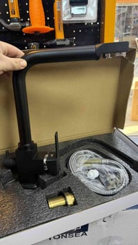 خلاط 3 خط صيني ثقيل كارتون ١٢ قطعه سعر القطعه 26000 الف متوفر توصيل لك...