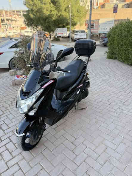للبيع دراجه ياماها ماجسته اس 🔥🛵
✋🔥
‏,‎الصناعه:ياباني ،       

‏(cc حجم المكينه 155)
‏‎(شلعه :ومعدل .)

استان كهربائي +لونها ابلادي اسود ملكي
‏‎المحرك:نضيف كلش  برغي ممفتوح. 
‏‎كشر مثل مشوفون بصوره  نضيف كلش 
‏ ‎دراجه كشر ومكينه نضافتا٩٩  ‎%‎
‏‎كامله أيٌ نقص مابيها‎    
دراجه مميزه ونضيفه وحلوه بلخير علياخذها 
‏‎  دراجه نضيفه كلش حلوه 
‏‎السعر1500الف   )))وبيها مجال للطيبين))) وبلخير علياخذها❤️
‏‎متواجد بغداد
‏‎لاستفسار ***********
