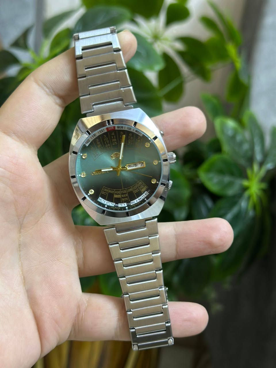 ساعة اورنيت كلاسك دولي عداد تاريخي قفل بحري قطعه باله أوربي امزون مميزه
السعر / 20
***********
