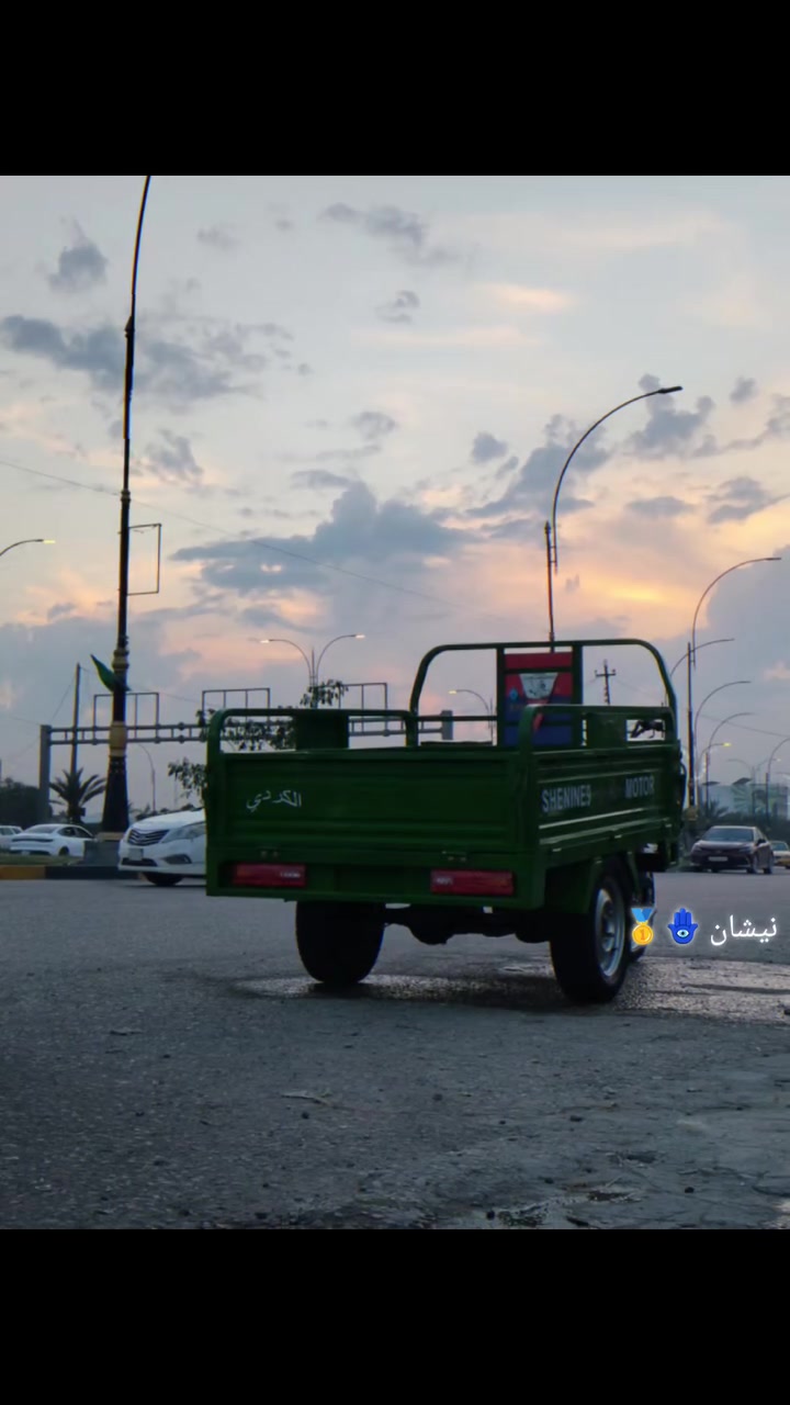 السلام عليكم ستوته لبيع موديل 23اوراق اصولي معرض مالك صارله شهرين من طالعه من معرض اتصال على رقم ***********سعر خاص
