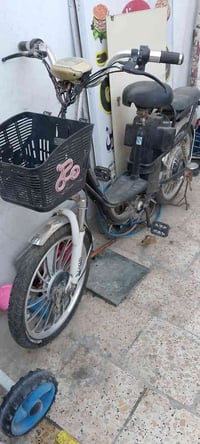 دراجة شحن شغاله السعر  175 العنوان بغداد مدينة الصدر الاورفلي موبايل 0...