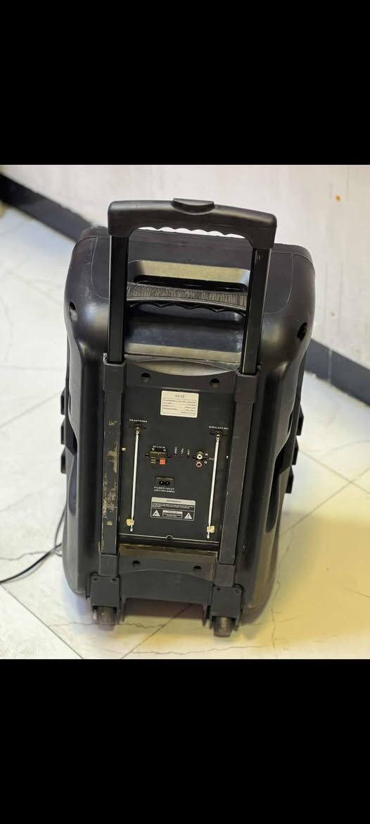 للبيع ديجي شغال شرط شحن شطول 6 ساعات أو أكثر  سعر 75
***********
