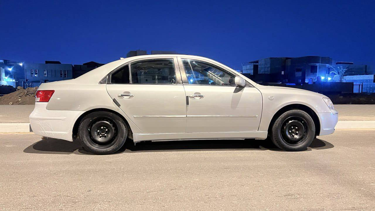 السلام عليكم 
#تواصل_على_الرقم
ادوات ادوات 
سوناتا اصل غاز8 كصت جنطه 
جاهزه كير مكينه حداد تبريد
لسياره فول مواصفات تنته 
رقم اربيل متوم طبق الاصل 
السعر 40اومراوس حسب القناعه 
العنوان بصره
اي استفسار رجاءً التواصل على الرقم 
موبايل واتساب ***********
