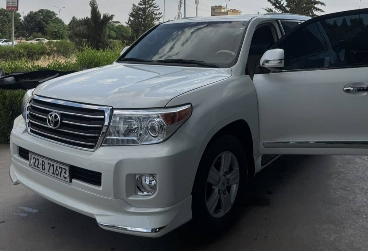 تويوتا لاندكروزر 2012 GX محدث GXR
السيارة كلش جديده ونظيفة 
الدير، ومكينة والأكسل شرط
المواصفات:
سلايد
ثلاجة
حساسات
تجهيزات GXR كاملة
الفحص والهزة جديدة الرقم جديد 
وكل أمور السيارة محدثة وجاهزة
رقم أربيل

🟪 السعر  :: الطلب في التعليقات ويوصلك مباشرة ✍️ 📩

الممشى: 250 ألف كم
4 تايرات يوكوهاما أصلية بحالة ممتازة
القير، الماكينة، الكهرباء، الشاصي والأكسل كلها شرط

رقم صاحب سيارة
 ***********
