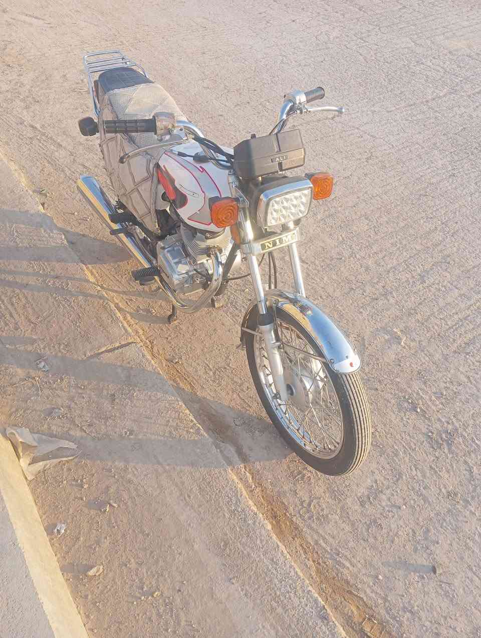 سلام عليكم دراجه للبيع مديل  16 نامه معمره 23من تأير للتاير وراق اصولي مكفوله سعر 550وبيه مجال ‏‪0774 270 1232‬‏
