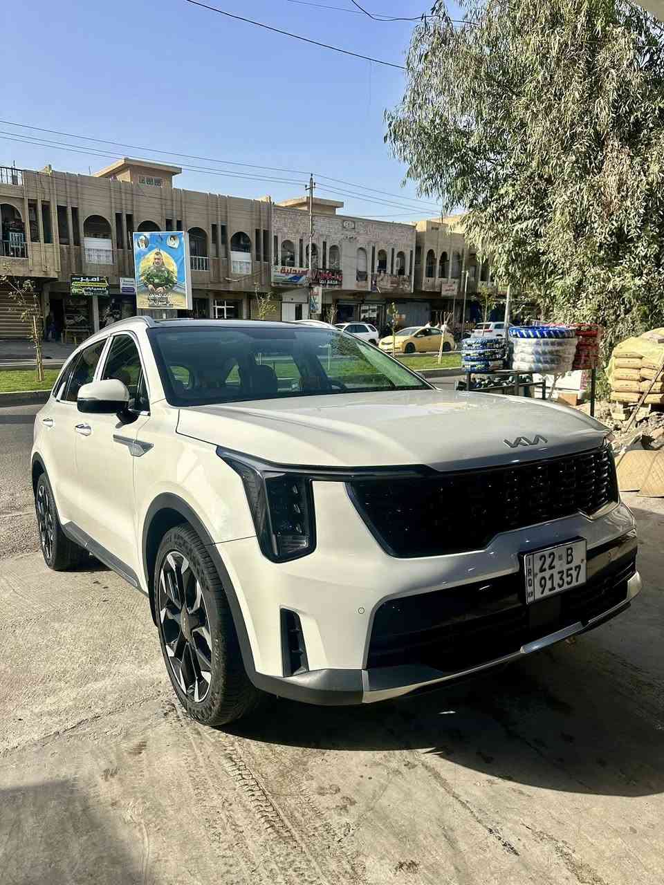 السلام عليكم للبيع كيا سورنتو موديل 2024 رقم شمالي  فول مواصفات داخل جلد بانوراما محرك 6 سلندر. مكفوله ✨✨

السعر 312$

***********
