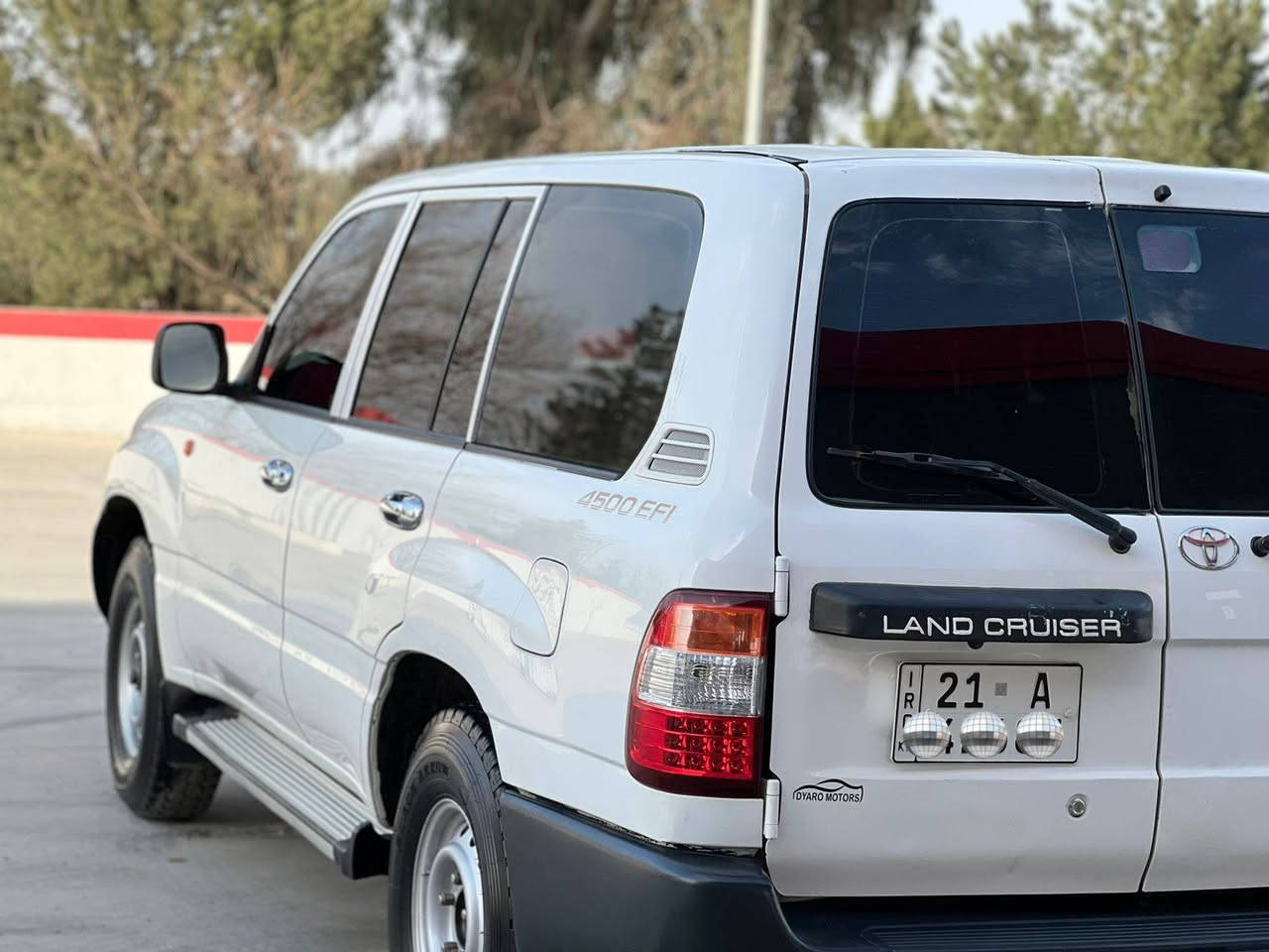 مۆنیکا 2001 تاقانە و دانسقە ١٤٠ گەڵا 
فول عادی G 
ناوی نیە لە حاسیبە بەشەرت 
ڕەقەم سلێمانی سەنەوی تازەیە 
کتابی جام ڕەشی لەگەڵە 
بە ناوی خۆمەوەیە 
٤ تایەی لۆک لۆکی لەسەرە
تاقانە و تایبەتە سەیارەکە 
یەک هەزار مەسرەفی تیا نیە 
گێڕ و مەکینە و ئەکسل و دەبڵ ئەکسلی بەشەرت 
سۆنەرەکەیم داناوە 
لە دەعامی پێشەوە هەتا دواوە بەشەرت 
سعری تەنها 140 گەڵا
***********
*********** 
ئەدمینی دڵ ❤
