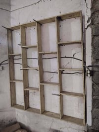 رف خشب • ٢ قطع • بيع مستعجل