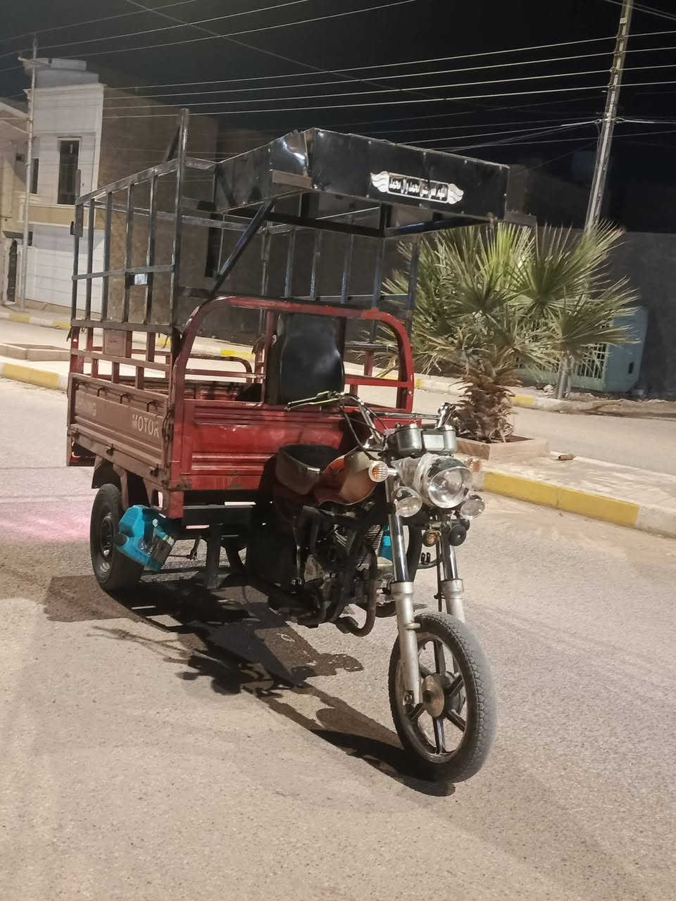 ستوته للبيع موديل 2022نضيفه محرك 2023متوازي عليه عنواني لرمادي لخمسه كيلو لرقم. ***********
