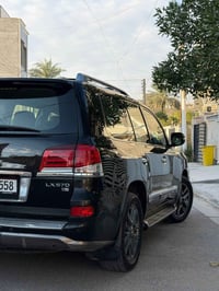 لكزس LX570 • ٢٠١٤ • حي الجهاد
