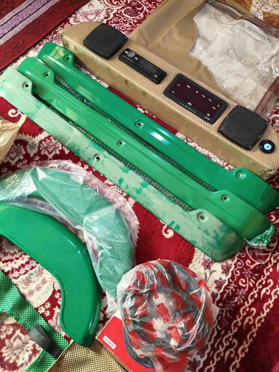 سلام عليكم غراض تكتك جادر شركة ليبل اصفر كامل حتة براغي وخشب الكصة وسفايف وياه  جيب وشد موديل 22 بيجي +وضفيرة خلفية وبقية الغراض كادمكم كلهن شلع 100 مكاني الحسينية رقمي ***********
