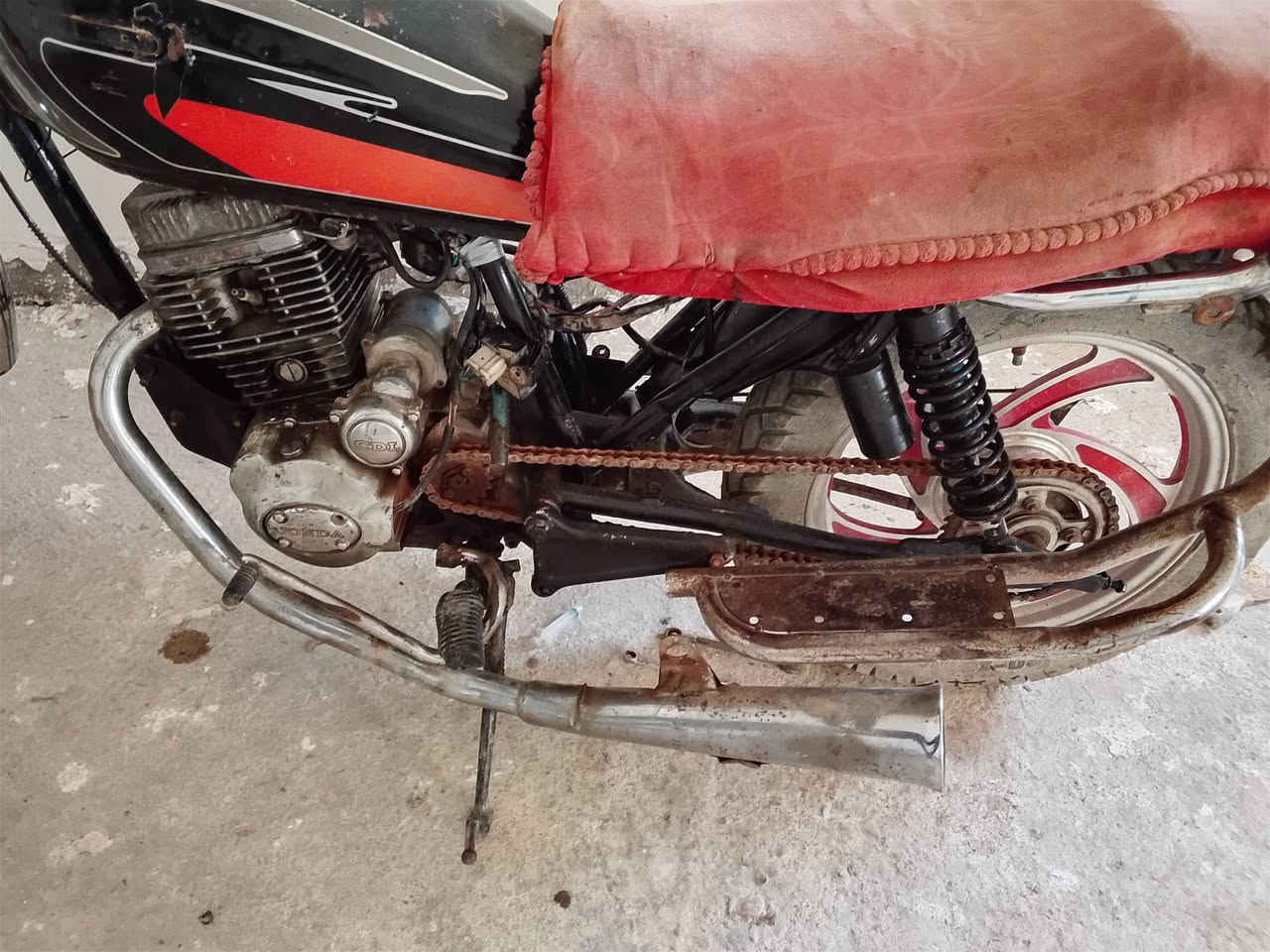 جونده رقم اسود + سنويه مكينه خير من الله دو صالنصه تجفيت جديد الستفسار
***********
