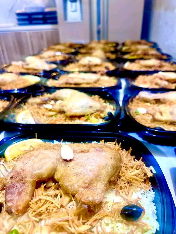 مساء الخير 
حجز مفتوح جميع لاكلات... متوفر توصيل داخل خالص 
تجهيز المجالس ....


**إذا كنت صاحب هذا الإعلان وتريد حذفه لأي سبب، رجاءا أرسل رسالة إلى الدعم الفني**