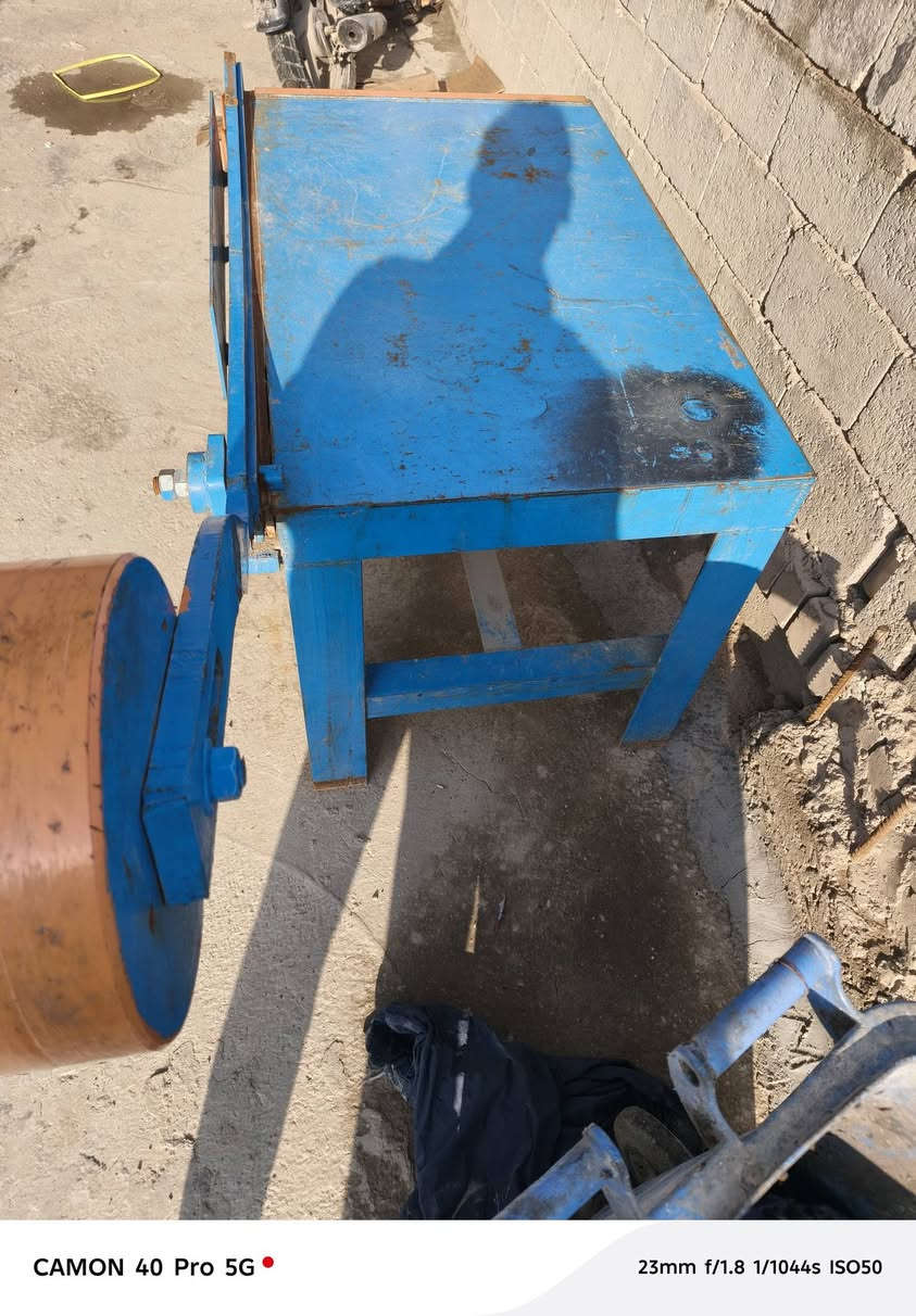 طبر اركان للبيع مكان بغداد
*********** بي وات ساب
