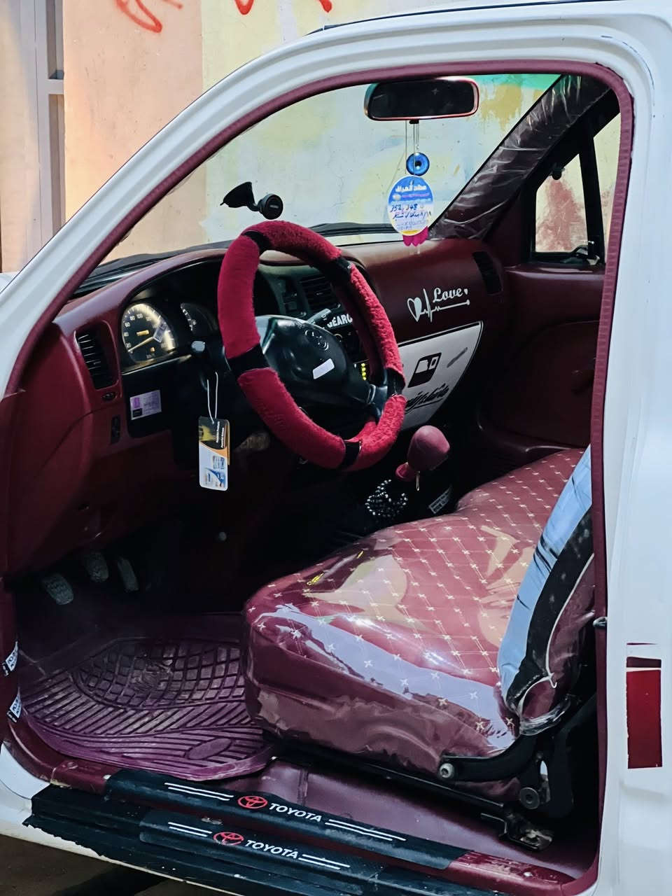 إسلام عليكم بيكم هايلوكس ٢٠٠٤ وضع شركه حار بارد بور بل صبغ محرك كير اكسن كله شرط بيكم وضع شركه جديد السعر ١٤٥بيه مجال شي قليل ال موشاري لا يتصل ***********
