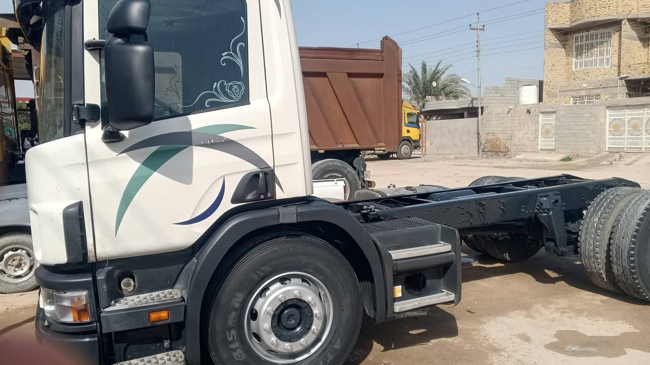 اسكانيه موديل 2000 رقم الهاتف ***********
