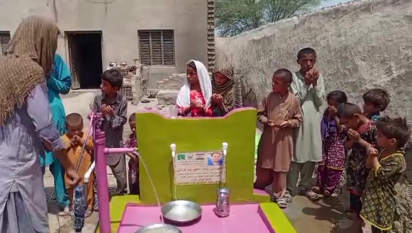 "بفضل الله وكرمه، تم افتتاح بئر مياه صدقة جارية، ليروي ظمأ
 المحتاجين ويكون أجرًا ممتدًا لا ينقطع،  سائلين الله أن يجعله في ميزان حسنات المتبرع الكريم الذي بادر بهذا الخير ويبارك له في ماله وأهله ويزيده من فضله 🌸

📍 نوع المشروع: بئر ماء يدوي / كهربائي (4 حنفيات وخزان)
🏢 جهة التنفيذ: شركة نور الهدى لسقيا الماء 
📷 تم توثيق العمل بالصور والفيديو والموقع الجغرافي

جزى الله المتبرعة خير الجزاء، ونسأل الله أن يُسقيها من حوض نبيه شربة لا تظمأ بعدها أبدًا 🤲

✉️ #لمن يرغب بالمساهمة في مشاريع مماثلة، يمكنه التواصل معنا. ***********  واتساب 

#صدقة_جارية #بئر_ماء #نور_الهدى #سقيا_الماء #عمل_خيري
