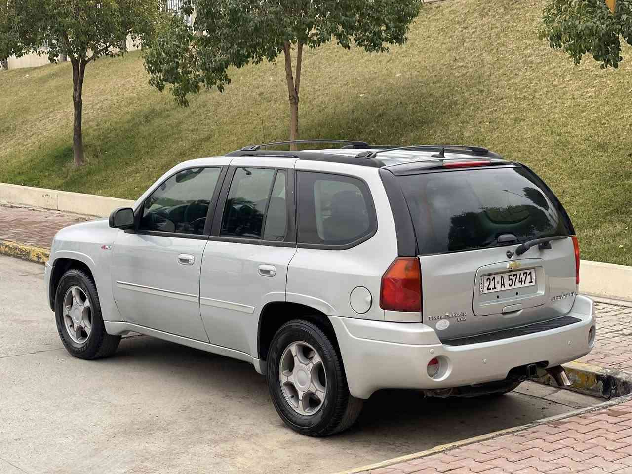 chevrolet trailblazer LTZ
مۆدیل ٢٠٠٨ 
مواسەفات LTZ
مەکینە ٨ بستۆن 
١٤٢ هەزار کیلۆمەتر ڕۆیشتوەیە 
گێڕوو مەکینەو دەبڵ ئەکسل بەشەرت  
تەبرید و تەقەو ڕەقە بەشەرت 
سیستەمی غازی قەیوانی بۆ بەستراوەیە 
٤ پارچەو دوو پەڵە بۆیاخی هەیە بێناوگرتن 

سوکان ڤۆلیۆم 
شاشە ئایپاد 
کامێرا 
حاسە 
کوشن جڵد 
کوشن کارەبا 
کوشن خەزن 
تەبرید مەرکەزی
 
سعری ٩٣ گەڵاو معامەلە 

سەیارەکە لە سلێمانیە 

ژمارەی موبایل  ***********
