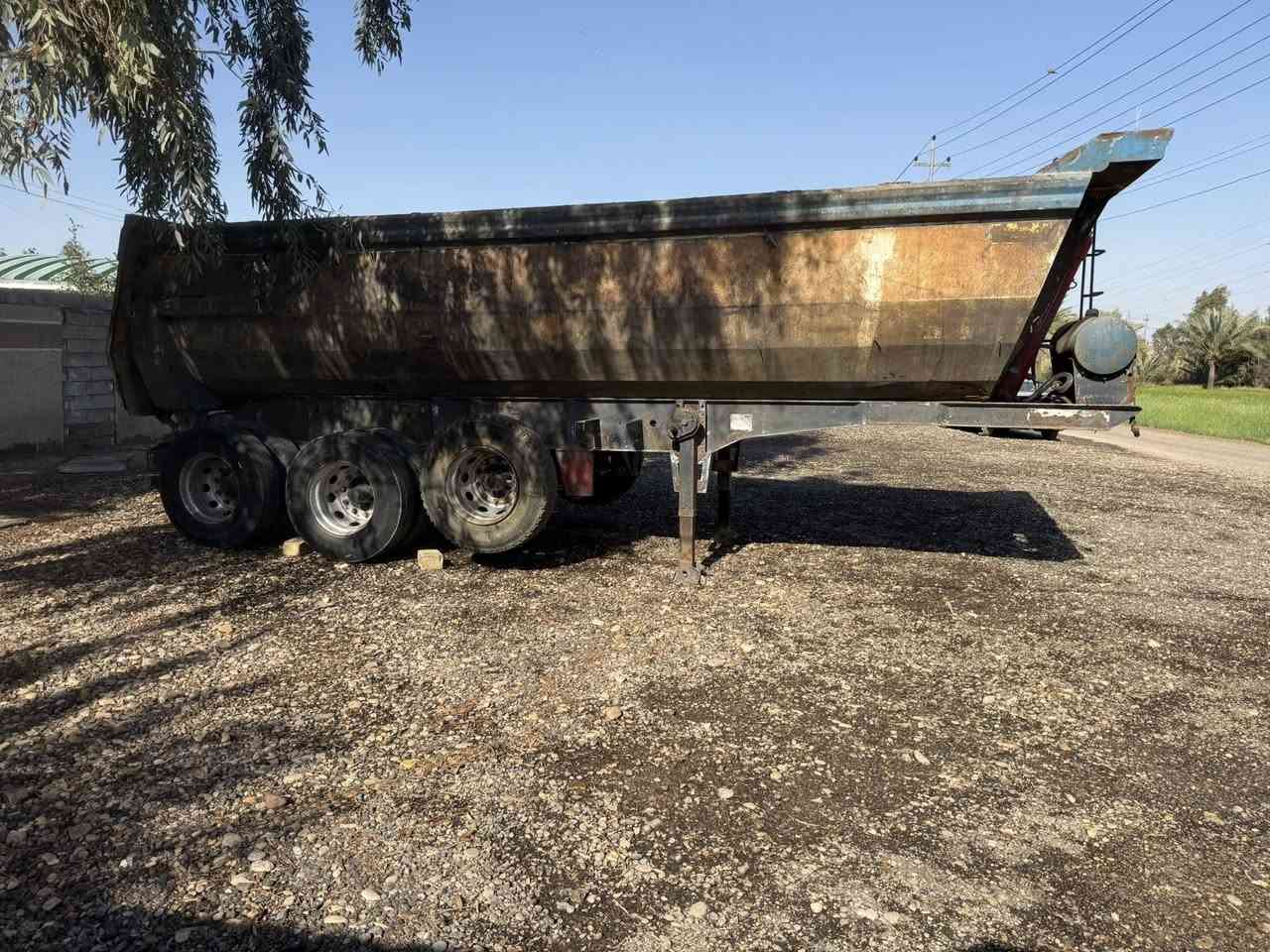 عربانة للبيع. مكاني بغداد السعر 50 ورقة 
***********
