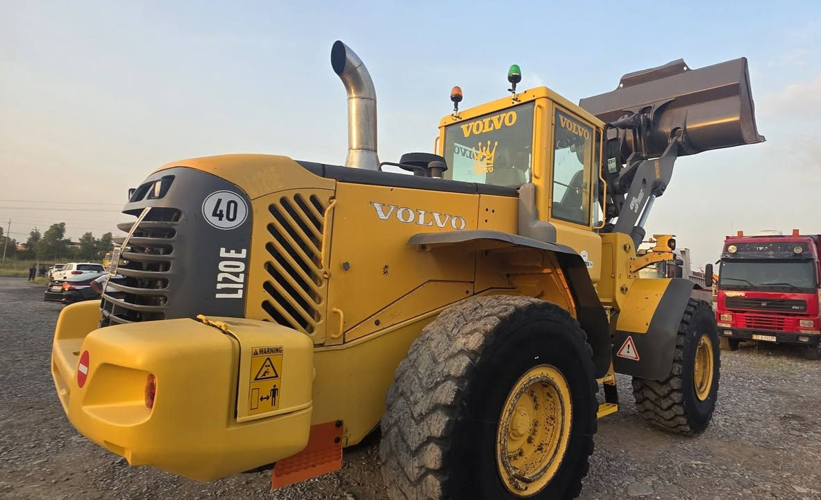 للبيع - بۆ فرۆشتن رەقم سلیمانیە
———————
عفار  : VOLVO
حجم : L120E
موديل : 2003
مکان   :اربیل قضا ٕخبات معرض باران
—————————
بۆ زانیاری زیاتر پەیوەندی بکەن بەم ژمارە تەلەفۆنە 

***********
***********
