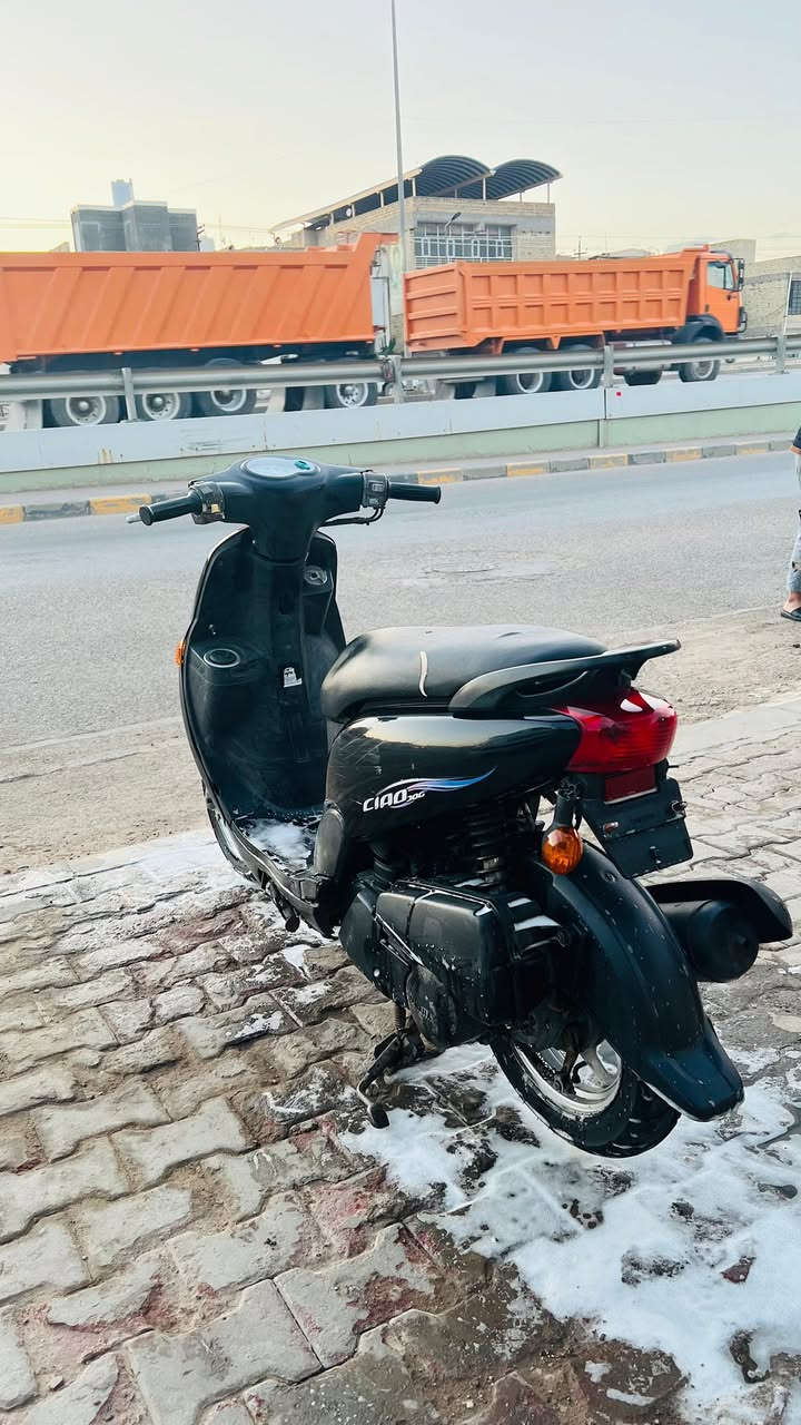 سلام عليكم شباب دراجه للبيع مكفوله كفاله عامه وشرط ع فحص الدراجه ما متعوبه بس مبدل بيها سلف وفيتبم الاصلي من بغداد الدراجه ما متعوبه المكينه ما مفتوحه  برغي واحد ما مفتوح بيها تجي وتفحص عنوان :ميسان
السعر :850 وبيها مجال
رقم : ***********
