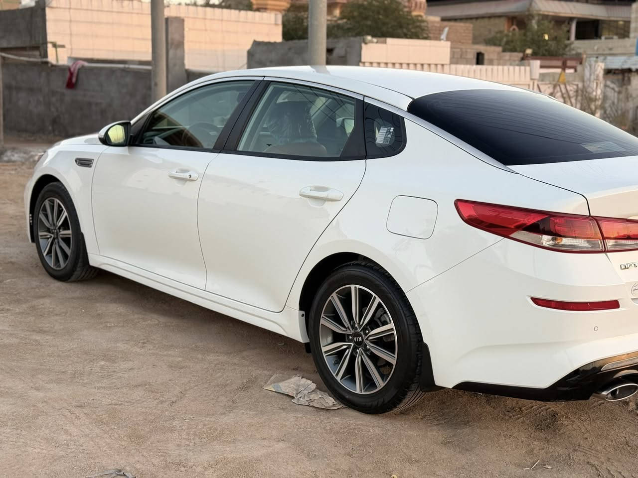 السلام عليكم
للبيع كيا اوبتيما خليجي 
موديل 20/رقم اربيل بسم شركه 
ماشيه 73 الف حقيقي 
كفاله عامه /مكينه 2400 
سعر/205 وبيه مجال بسيط 
الاستفسار على رقم الهاتف                             ***********   العنوان بصره / قضاء القرنه
