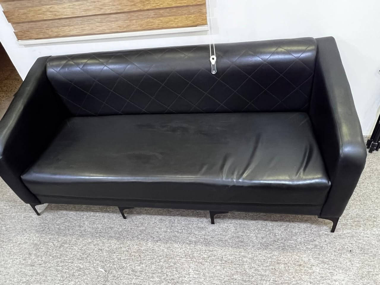 السلام عليكم جديد استخدام قليل
السعر 500 الف بغداد حي الجامعة للاستفسار ***********
