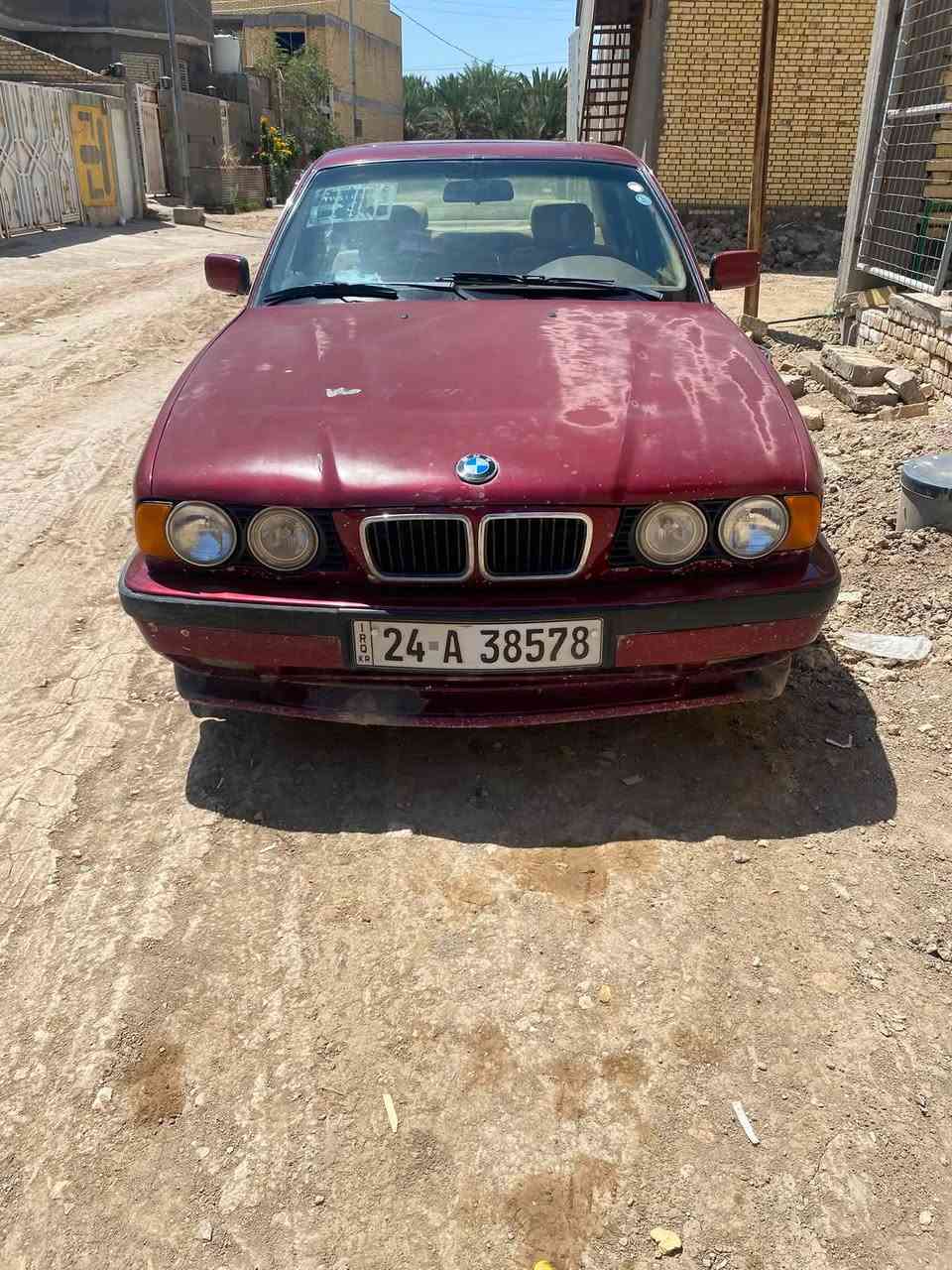 السلام عليكم
للبيع BMW موديل  ٩٣  الفئه 525 أصل 

رقم دهوك  دولي تحويل ثاني يوم 

محرك جديد 

صدر جديد 

كير —- خربطة بالنمر (عطل)

تخم تاير جديد 

بجم عريض 

 كهربائيات السياره كلها شغاله 

 مكينه عدله تبريد شغال 

السعر  قفل ٣٥ للاتصال ***********
