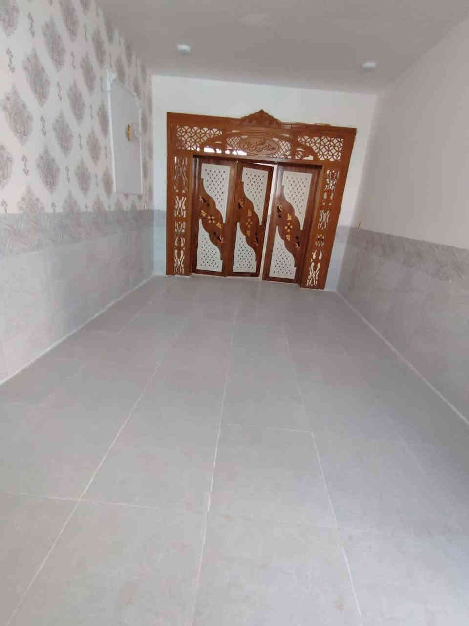 بلاش بلاش❓ بيت للبيع 150متر مفتاح 🔑بيت جاهز لسكن السعر 60وبي مجال النجف
العنوان النجف مقابل ملحق قريت الغدير   اتصل او مراسله وتساب***********
