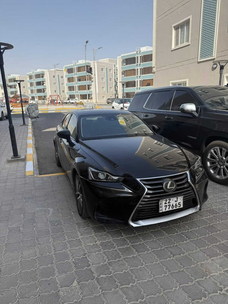 سلام عليكم شباب لكزز مديل 19 فول للبيع او مراوس بكامري شكل جديد نوع السياره اي اس 200 ت استفسار اكثل اتصل على الرقم***********
