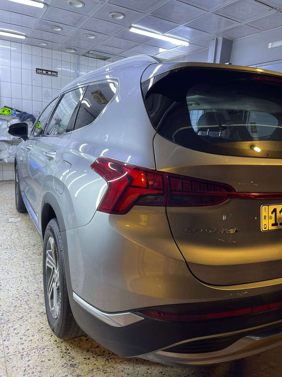 سنتافيه موديل 2022 وارد أمريكي فول 1/1 
رقم بغداد شرط التحويل

💎 ســعــر ✅ ::  250 📮

محرك:2500 -4 سلندر 
ألمواصفات:  فول 1 على 1 فول اوبشن 

موصفات سيارة
بصمة ‏‎فتحة سقف بنوراما
كير بصمة فتح ابواب بصمة
صندوق كهربائي بصمة 
‏‎تشغيل عن بعد ‏‎كراسي كهرباء
‏‎كراسي جلد‏‎كراسي تدفئة 
كراسي تبريد ستيرن مقود تدفئة
‏‎هاند بريك كهرباء ‏‎شاشة ابل كار بلي 
اريل نڤكيتر ‏‎كامرة دوارة 
حساس امامي بجم فول نيكل 
‏‎لايت زنون‏‎لد زنون‏ ‎بلوجكتر زنون
‏‎تحكم مقود جهتين ‏‎مانع انحدار
‏‎مانع انزلاق ‏‎داخل مُطرز كاربون فايبر 
‏‎تبريد  2 قطع ‏‎شفتات ستيرن 
‏‎وباقي المواصفات المعروفة للفول 

مكان السيارة: بغداد
 *********** واتساب
