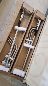 استاند استيل • هايدروليك • ارتفاع ٤م