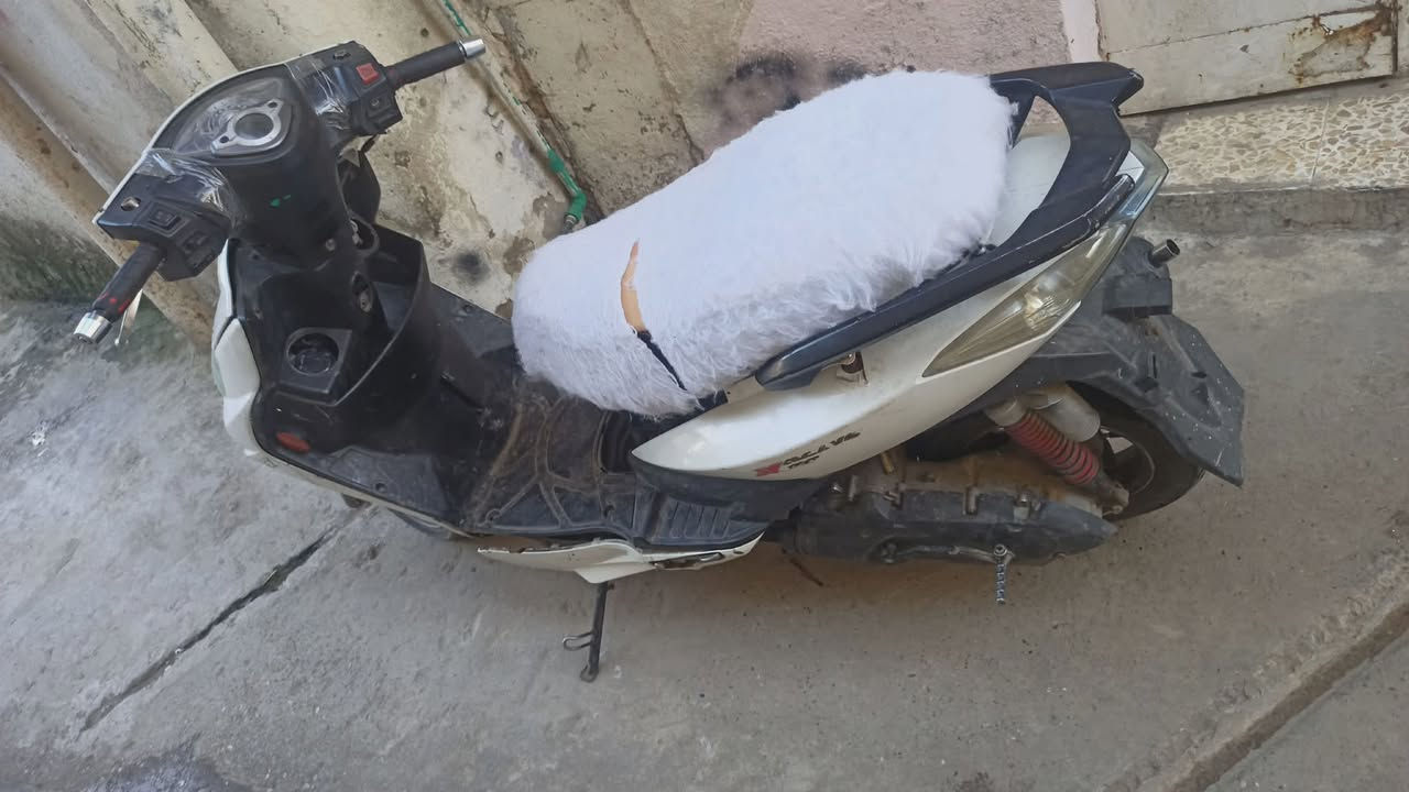 السلام عليكم ماطور للبيع سيجنس صيني محرك مال ماكس محور تحريك معدل خير من الله السعر 125 وبمجال للطيبين الشراي ينتصر الرقم مكلف بالنشر لا احد يطب خاص مكان الماطور شارع الفاروق قرب جامع جويجاتي هذا رقم الولد***********
