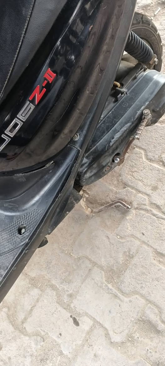 السلام عليكم دراجة منغولي مفتوحه كلشي شغال سلف هندر كهربائيات عدادات كله شغاله السعر 325 ناصريه المركز ***********
