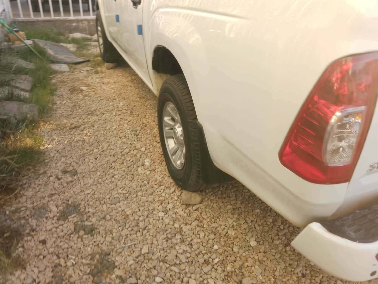 سلام عليكم سياره جنبي البيع موديل 13 سياره مكفوله من كلشي سياره نضيفه معنه الكلمه مكان السياره بابل الحمزه الغربي مناطق الخميسيه سعره 66وبيه مجال ‏‪***********‬‏
