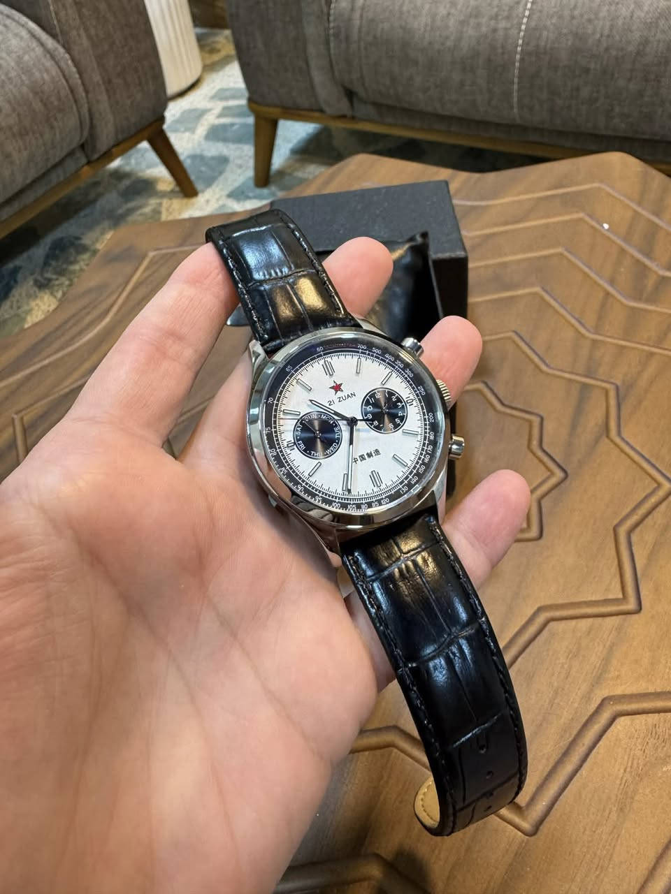 السلام عليكم
ساعة ميكانيك ريد ستار جديد ما مستخدم 
قيم وبالعافية 🌹


**إذا كنت صاحب هذا الإعلان وتريد حذفه لأي سبب، رجاءا أرسل رسالة إلى الدعم الفني**