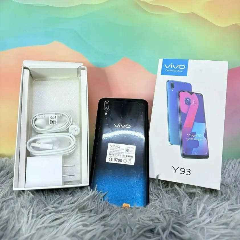 جهاز فيفو y93
أداء قوي وسعر مثالي! استمتع بشاشة كبيرة وبطارية ضخمة تدوم طويلاً مع جهاز Vivo Y93. اطلبه الآن وعش تجربة السرعة.
أناقة تخطف الأنظار. تميز بتصميم عصري وكاميرا احترافية تدعم الذكاء الاصطناعي مع Vivo Y93. رفيقك المثالي لكل لحظة.
الخيار الثالث: شبابي (سوشيال ميديا)
خليك سابق الكل! مع Vivo Y93، الألعاب والدردشة ما توقف بفضل البطارية الجبارة والمعالج القوي. الأداء اللي تحتاجه، بالسعر اللي تحبه.
مواصفات بااختصار 
ذاكره 128 وبطاريه 4030 ومعالج من سناب دراكون ثمان نواه 
وبسعر 80 الف فقط 
توصيل كافه محافظات 
بغداد زيونه الربيعي مقابل مول دريم ستي خلف كراج
*********** بغداد, العراق

