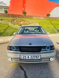 فيكترا • ١٩٩٠ • مكينة ٢٫٠ جير عادي