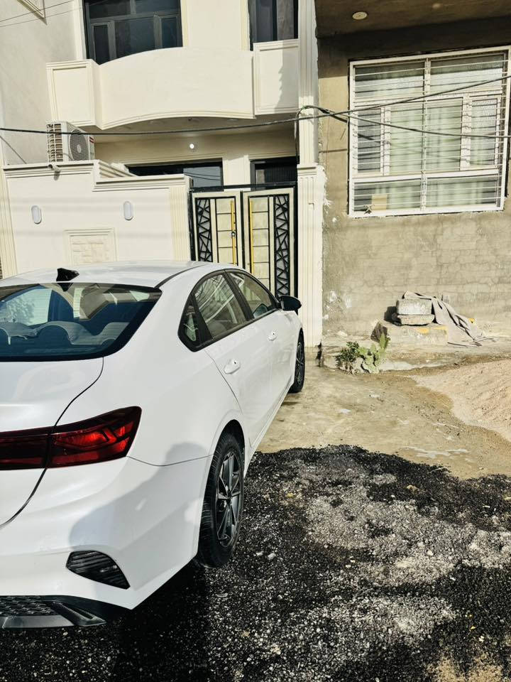 سلام عليكم فورتي ٢٠٢٣فول نص  كير حداديه تخم تاير سعر ١٤٥وبيها مجال بسيط جدا ومثل مموضح بسونار ***********
