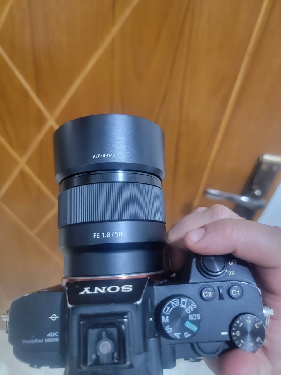 للبيع a7lll
السعر مليون و٤٠٠ مع العدسة


**إذا كنت صاحب هذا الإعلان وتريد حذفه لأي سبب، رجاءا أرسل رسالة إلى الدعم الفني**