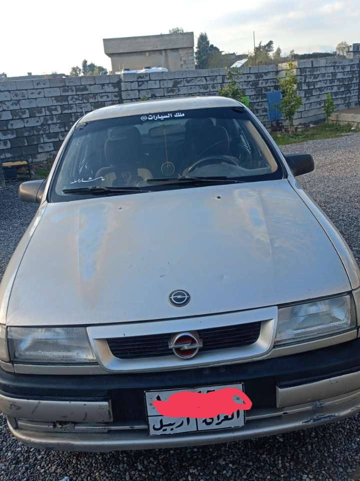 ئۆپل ڤیکترا بۆ فرۆشتن مودێل 1990 گێرو مەکینە بێعەیبە مکینە 18 رەقم هەولێرە قاسرینە سەیارەکە بێ لێدانە بێسبوغە خایسی نیە سعریشی 28 مجال رەقم *********** اكر, نينوى
