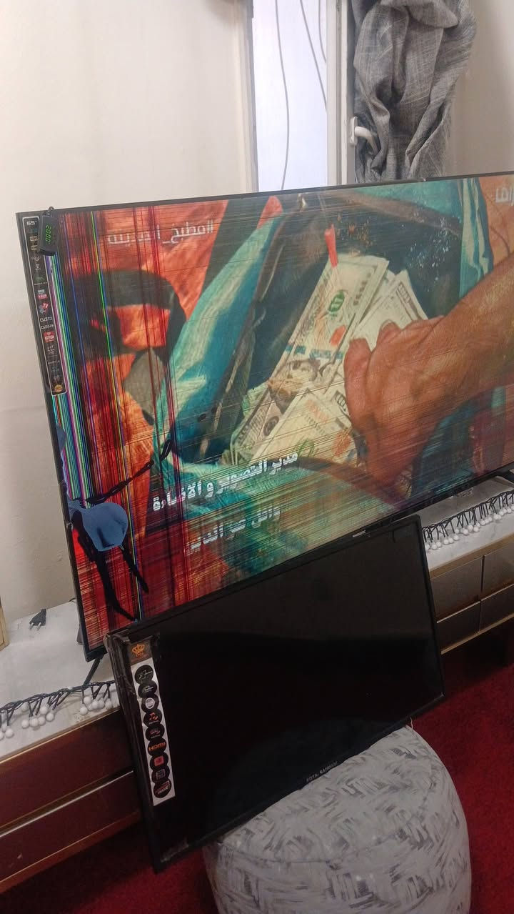 للبيع ٦٥حجم
شغال شاشة مكسورة
لدات شغالة اسمة شونك
اليريديشتري يتواصل واتس ***********والسعرمناسب  موجودبلسيدية
