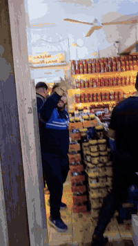 #مجمع العروض...
ارقام خدمة التوصيل 
*********** رقم المنزلي 
***********
_______________
*********** رقم المفروشات 
***********
________________
***********  كوزمتك
_________________
*********** غذائيه
#العنوان بغداد الكريعات مجاور حسينية الزهراء نهاية شارع البلام
